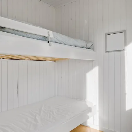 3 Bedroom Gorgeous In בית נופש